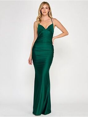 NWT Crystal Doll Emerald Ruched Crystal Strap Prom Gown